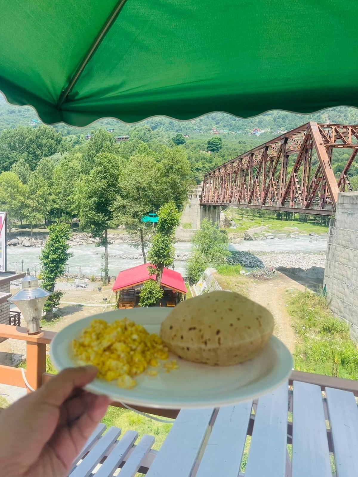 Hotel 17 Miles Stone, Manali By Shivaneel Hospitality - Manali (Himachal Pradesh) — Photos 3